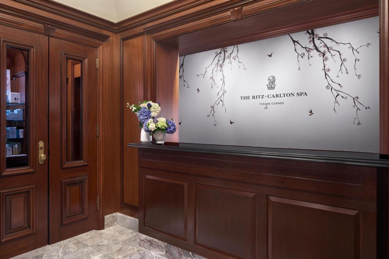 The Ritz-Carlton, Tysons Corner Hotel Buitenkant foto